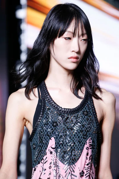 Look 24
